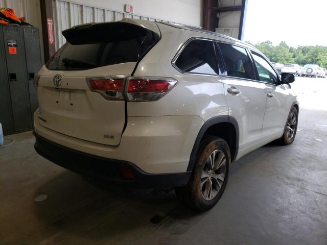 5TDKKRFH5FS055229 - 2015 TOYOTA HIGHLANDER WHITE photo 4