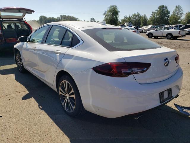 W04GM6SX6K1069735 - 2019 BUICK REGAL PREF WHITE photo 3