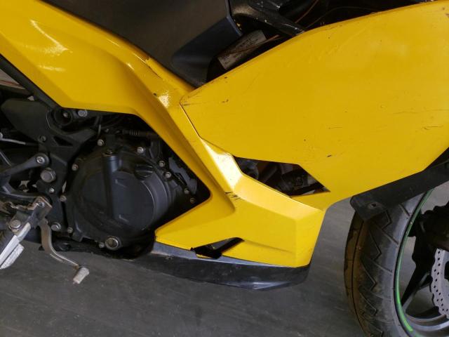 JKAEXKG1XNDAE4432 - 2022 KAWASAKI EX400 YELLOW photo 7