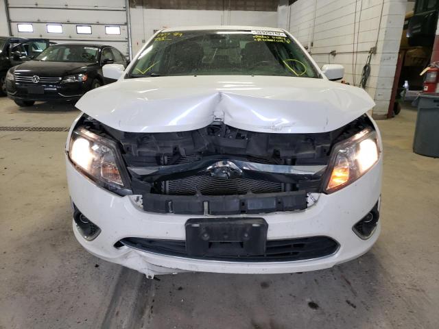 3FAHP0JA9BR302451 - 2011 FORD FUSION SEL WHITE photo 9