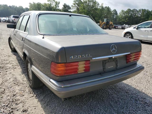 WDBCA35E3MA608965 - 1991 MERCEDES-BENZ 420 SEL GRAY photo 3