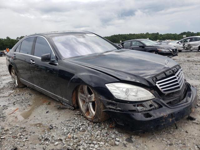 WDDNG7BB9BA389023 - 2011 MERCEDES-BENZ S 550 BLACK photo 1