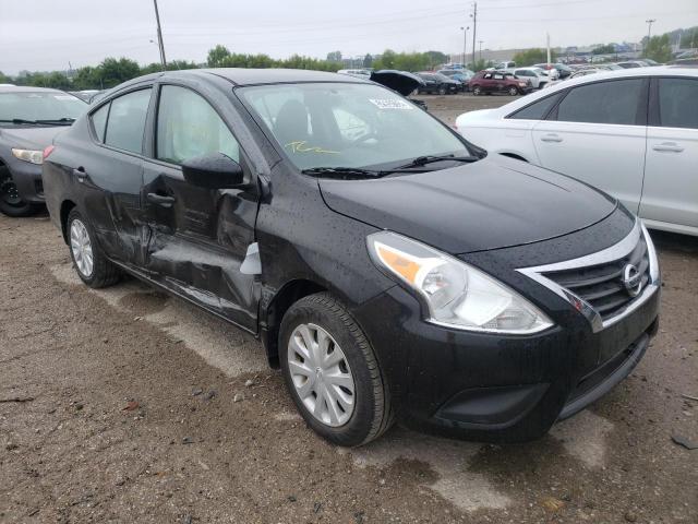 3N1CN7AP5HL888975 - 2017 NISSAN VERSA S BLACK photo 1