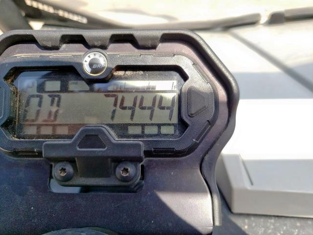 3JBKGAP29FJ000543 - 2015 CAN-AM COMMANDER WHITE photo 8