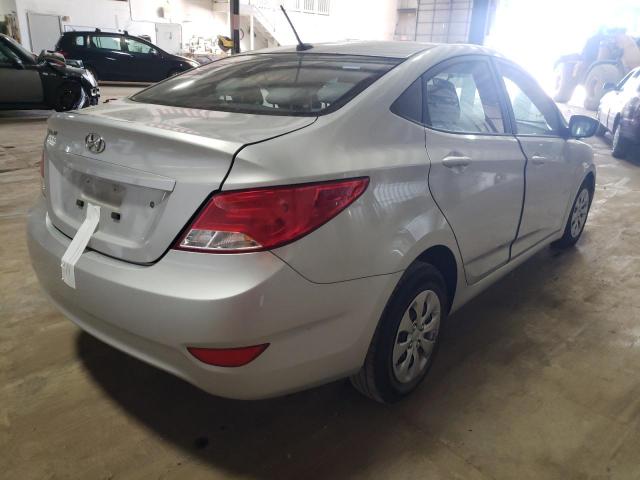 KMHCT4AE1HU269307 - 2017 HYUNDAI ACCENT SE SILVER photo 4