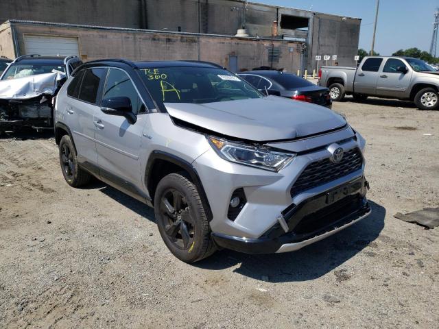 JTMEWRFV5KD505992 - 2019 TOYOTA RAV4 XSE SILVER photo 1