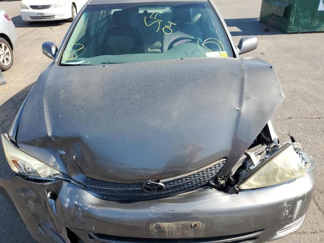 4T1BE32KX4U820042 - 2004 TOYOTA CAMRY LE GRAY photo 7