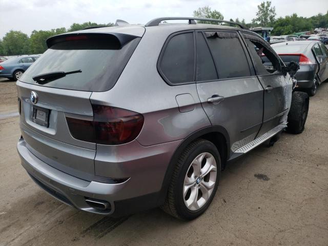 5UXZV8C5XCL425113 - 2012 BMW X5 XDRIVE5 SILVER photo 4