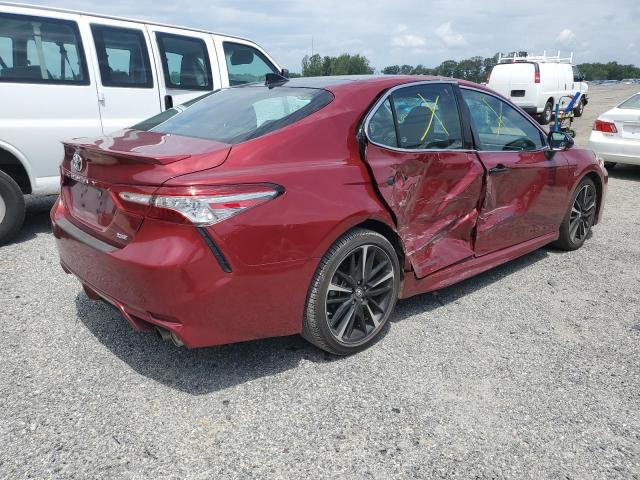 4T1BZ1HK4JU506706 - 2018 TOYOTA CAMRY XSE MAROON photo 4