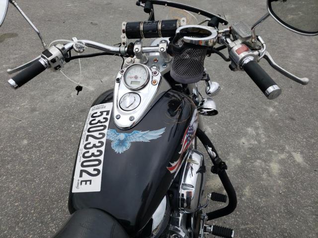 JH2RC44313M701192 - 2003 HONDA VT750 CDA 黑色 照片 5