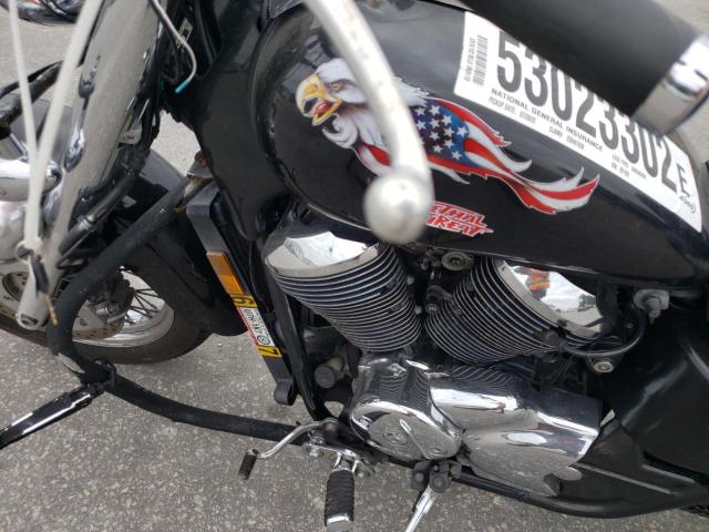 JH2RC44313M701192 - 2003 HONDA VT750 CDA 黑色 照片 9