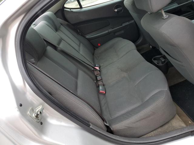 2G2WP522451174025 - 2005 PONTIAC GRAND PRIX SILVER photo 6