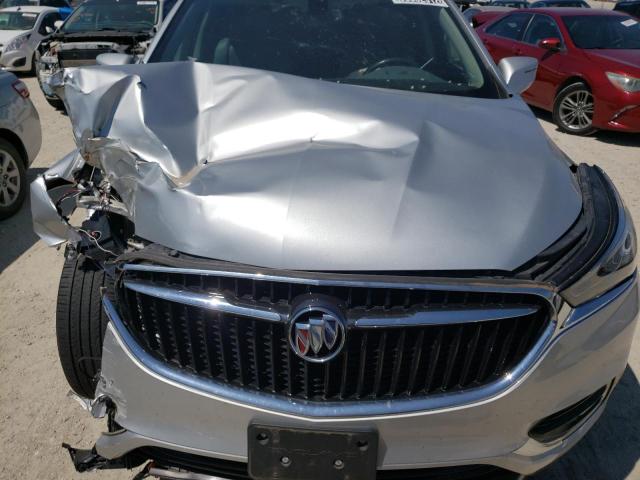 5GAERBKW5JJ188634 - 2018 BUICK ENCLAVE ES SILVER photo 7