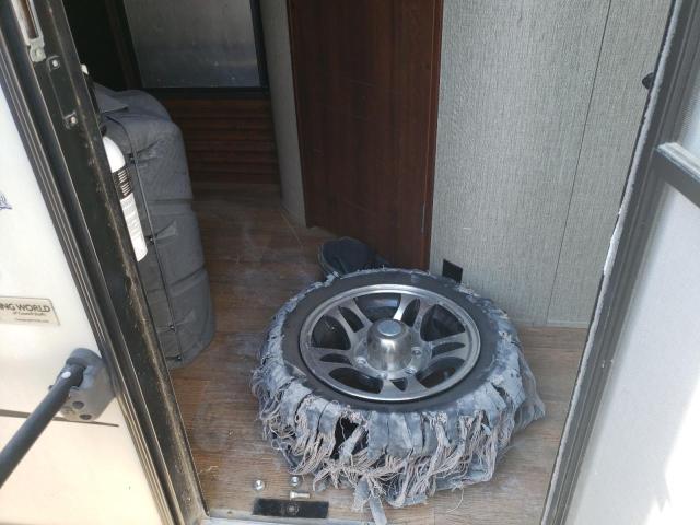 4YDT2982XGB451126 - 2016 KEYSTONE OUTBACK BEIGE photo 9