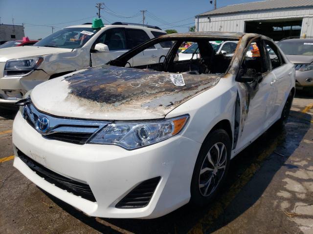 4T1BD1FK9DU089590 - 2013 TOYOTA CAMRY HYBR WHITE photo 2