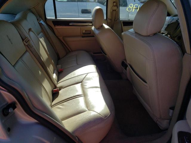 2LNHM82WX8X658540 - 2008 LINCOLN TOWN CAR S TAN photo 6