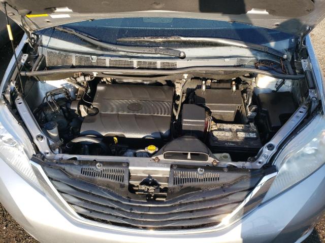 5TDJK3DC9DS056915 - 2013 TOYOTA SIENNA LE SILVER photo 7