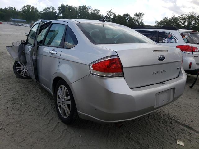 1FAHP3HN9BW174266 - 2011 FORD FOCUS SEL SILVER photo 3