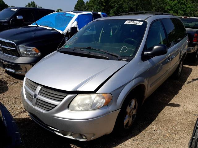 2D4GP44LX7R203616 - 2007 DODGE GRAND CARA SILVER photo 2