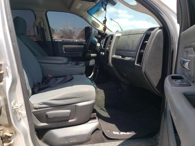 3C6UR5DL0EG213307 - 2014 RAM 2500 SLT 银色 照片 5