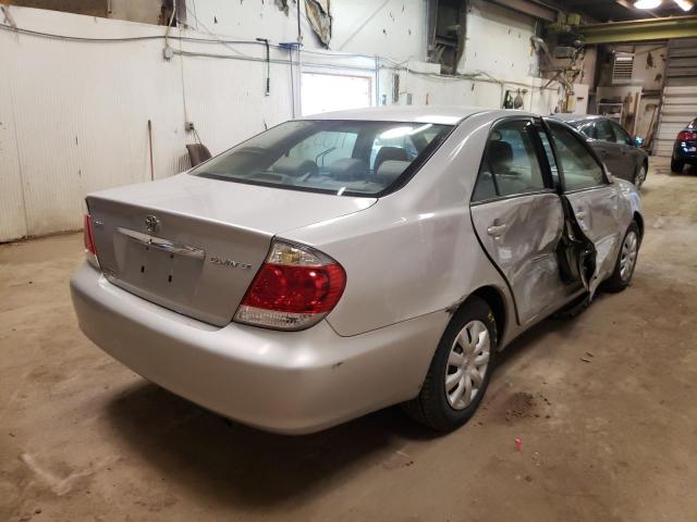 4T1BE32K45U088444 - 2005 TOYOTA CAMRY LE SILVER photo 4