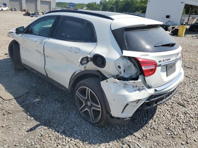 WDCTG4GB9HJ333174 - 2017 MERCEDES-BENZ GLA 250 4M WHITE photo 3