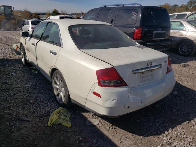 JNKAY41E73M000197 - 2003 INFINITI M45 WHITE photo 3