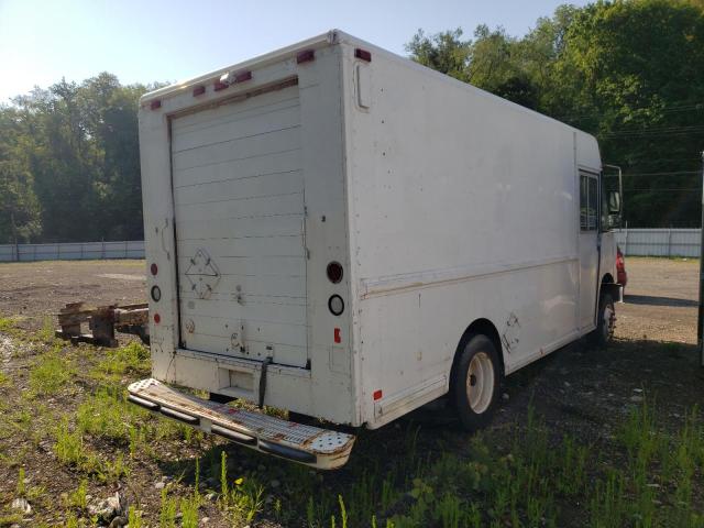 4UZA4FF47XCA60967 - 1999 FREIGHTLINER CHASSIS M WHITE photo 4