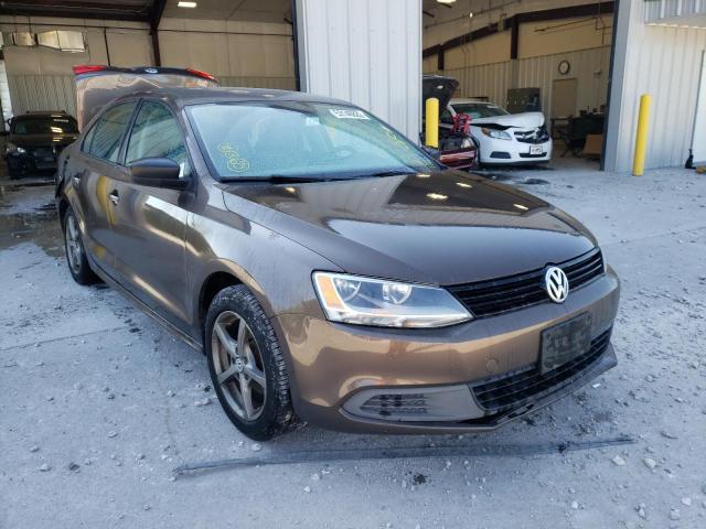 3VW1K7AJ8CM472623 - 2012 VOLKSWAGEN JETTA BASE BROWN photo 1