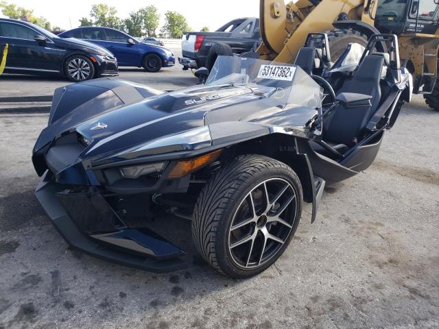 57XAAPHD6M8142207 - 2021 POLARIS SLINGSHOT BLACK photo 2