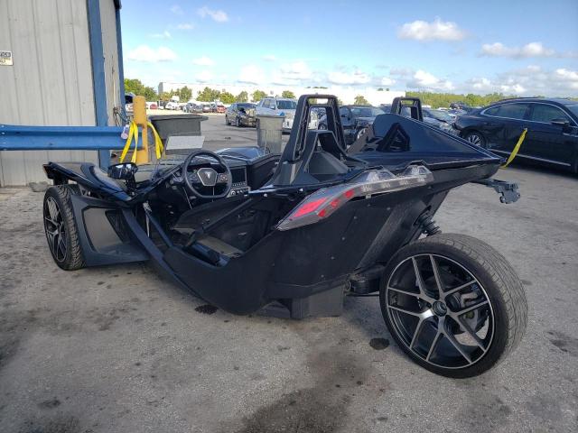 57XAAPHD6M8142207 - 2021 POLARIS SLINGSHOT BLACK photo 3