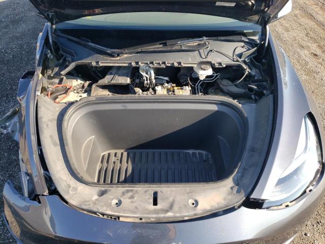 7SAYGDEF6NF326772 - 2022 TESLA MODEL Y Серый фото 7