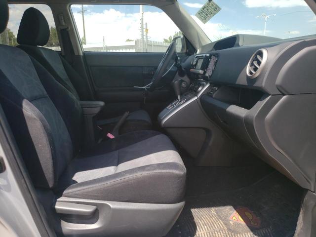 JTLZE4FE0B1125813 - 2011 TOYOTA SCION XB 银色 照片 5