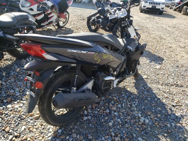 RLHKF1804JY300645 - 2018 HONDA PCX 150 BLACK photo 4