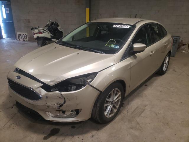 1FADP3F20JL298448 - 2018 FORD FOCUS SE BEIGE photo 2