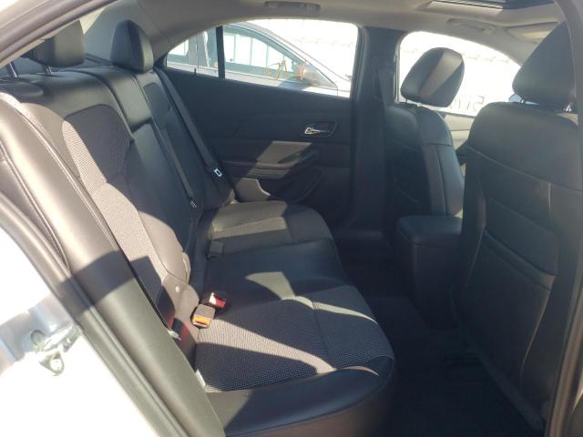 1G11C5SL8EF272809 - 2014 CHEVROLET MALIBU 1LT ვერცხლისფერი ფოტო 6