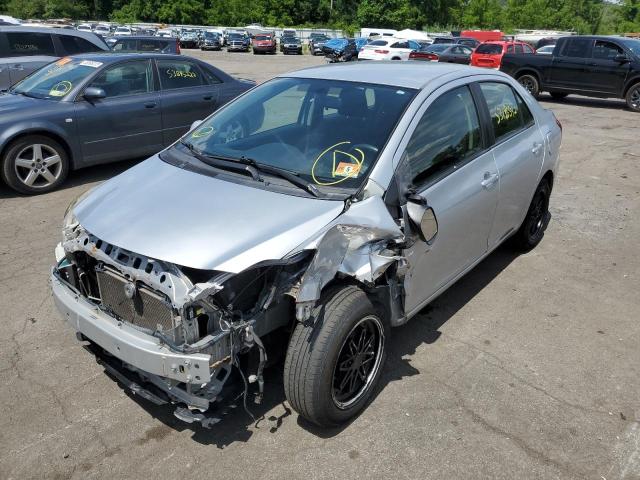 JTDBT923671087516 - 2007 TOYOTA YARIS SILVER photo 2