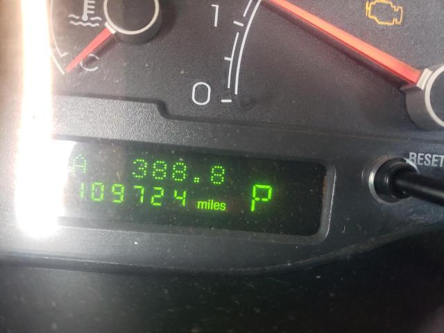 1LNHM86S44Y658745 - 2004 LINCOLN LS 银色 照片 8