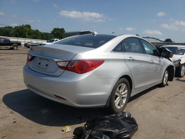 5NPEB4AC0DH801245 - 2013 HYUNDAI SONATA GLS SILVER photo 4