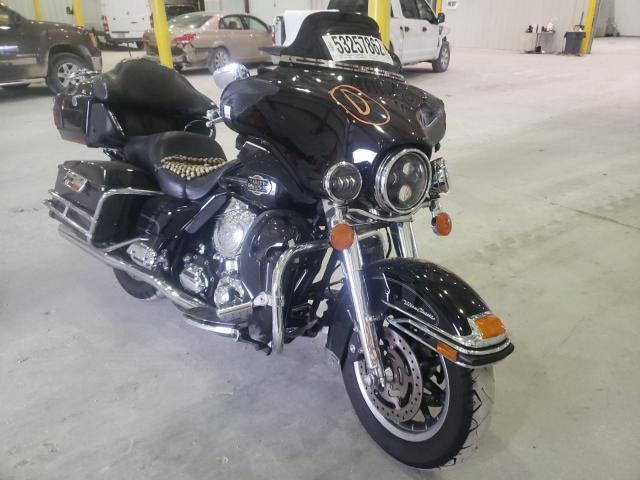1HD1FC4148Y632485 - 2008 HARLEY-DAVIDSON FLHTCUI 黑色 照片 1