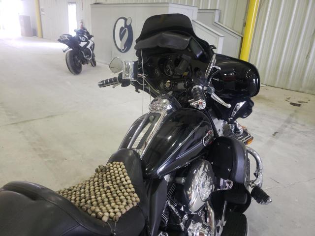 1HD1FC4148Y632485 - 2008 HARLEY-DAVIDSON FLHTCUI 黑色 照片 5