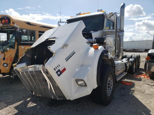 3WKDP4TX3NF144360 - 2022 KENWORTH CONSTRUCTI WHITE photo 2