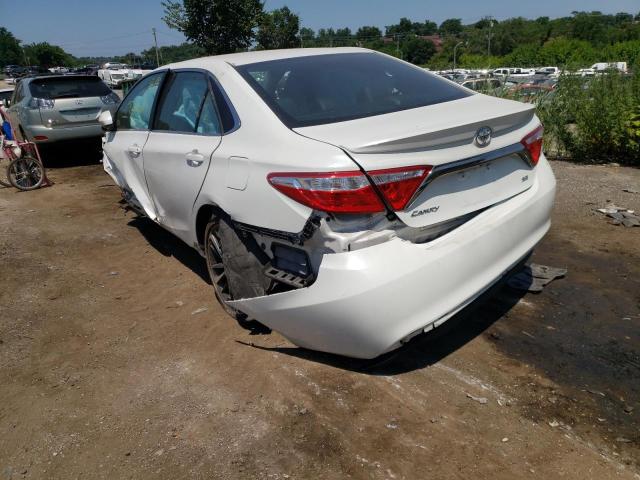 4T1BF1FK4FU103389 - 2015 TOYOTA CAMRY LE WHITE photo 3