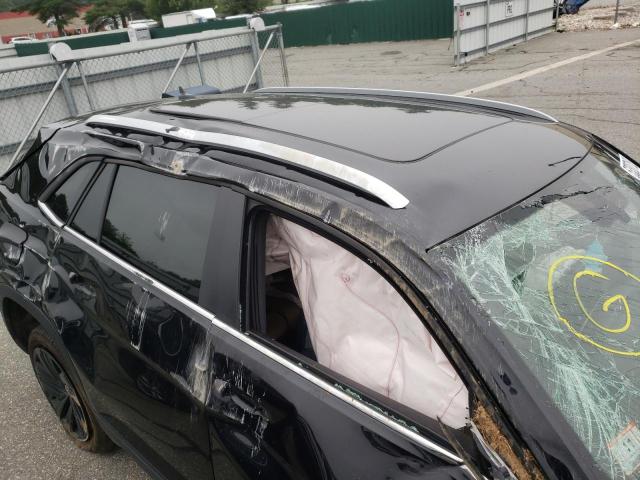 1V2KC2CA8NC203528 - 2022 VOLKSWAGEN ATLAS CROS 黑色 照片 9