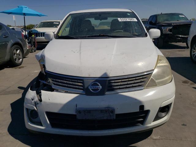 3N1BC11EX8L357476 - 2008 NISSAN VERSA S WHITE photo 7