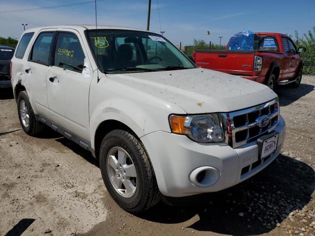 1FMCU9C79CKA30312 - 2012 FORD ESCAPE XLS WHITE photo 1