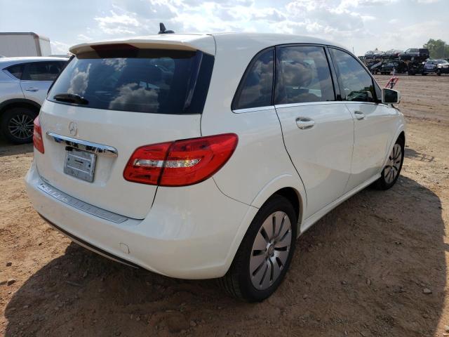 WDDVP9AB4EJ001326 - 2014 MERCEDES-BENZ B ELECTRIC WHITE photo 4