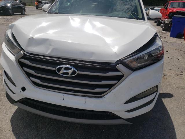 KM8J33A27JU783823 - 2018 HYUNDAI TUCSON VAL WHITE photo 9