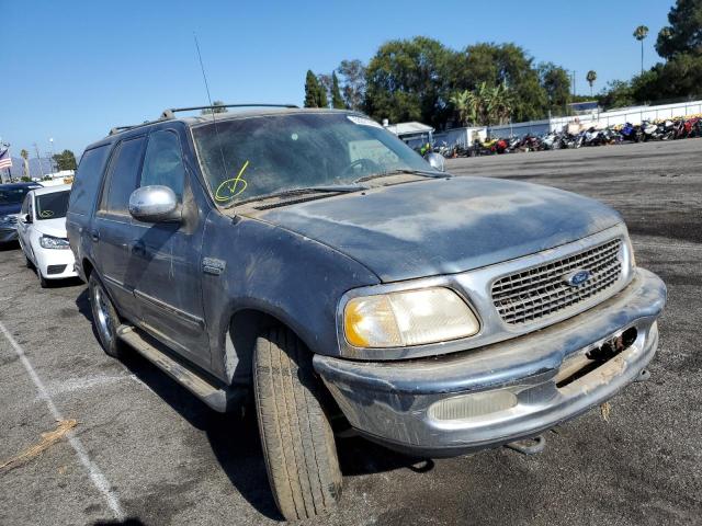 1FMPU18L2WLA82551 - 1998 FORD EXPEDITION BLUE photo 1