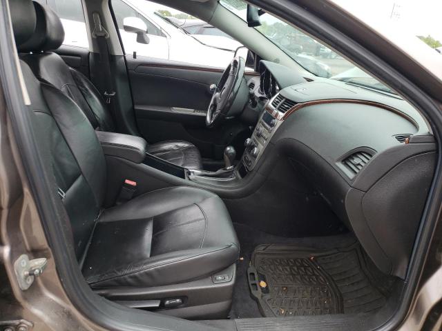 1G1ZE5EB8AF174406 - 2010 CHEVROLET MALIBU LTZ ყავისფერი ფოტო 5